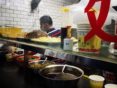 -覃肥叔桂林米粉(粮道街店)