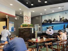 大堂-李先生牛肉面大王(站北广场店)