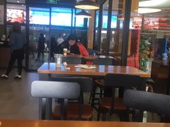 大堂-星巴克(舟山蜈蚣峙店)