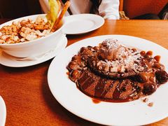 -Pancakes on the rocks(Darling Harbour)