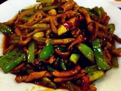 青椒炒鸭肠-余杨鸭鸭餐厅