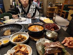 -草家酱蟹炭火烤肉店(珲春南路一店)