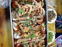 -老东镇啤酒屋海鲜加工·蒸汽海鲜·海鲜烧烤(台东店)