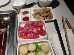 -海底捞火锅鲜切牛肉主题店(长寿路店)