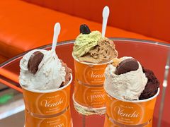 -VENCHI 闻绮(上海佛罗伦萨小镇店)