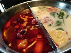 -湊湊火锅·茶憩(新中关购物中心店)