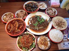 -老闵田螺馆·南昌市井菜·特色小吃(总店)