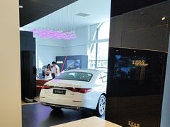 -奔驰北京鹏龙星徽(西大望路店)