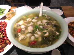 秘制酸菜鱼-椿1978江湖菜
