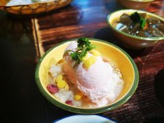 -蓝田九大碗民俗食府(蓝田店)