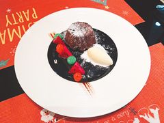 熔岩巧克力蛋糕-鼎鼎西餐厅