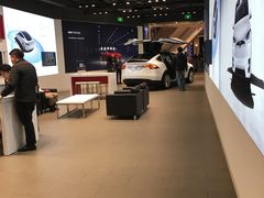 -TESLA 特斯拉(上海太古汇体验店)