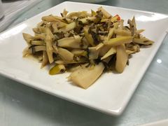 -天目湖刘老四农庄