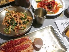 -草家酱蟹炭火烤肉店(珲春南路一店)