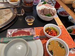 -廖掌柜·重庆鲜货火锅(上海首店)