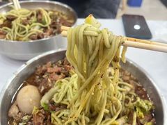 -鹍记特色牛杂面