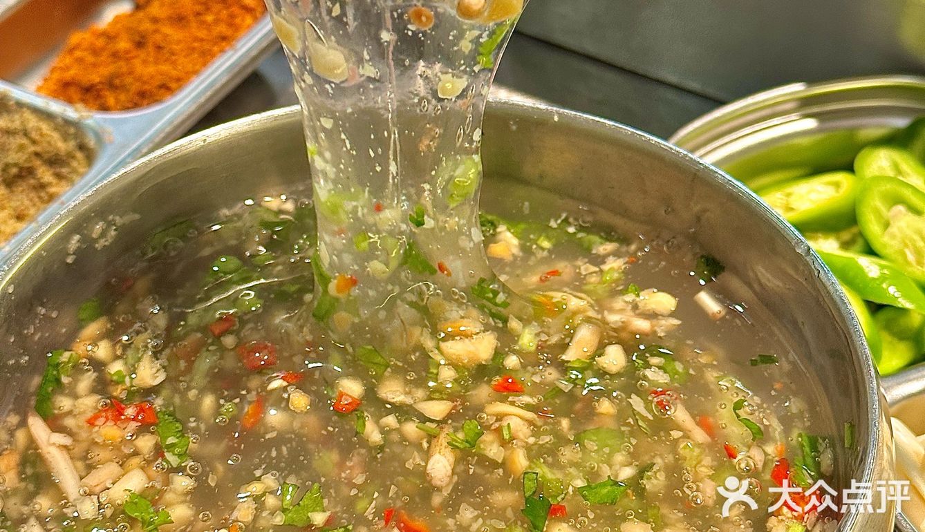 来建设路只办一件事。。。