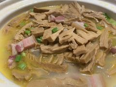-品悦酒店(三林古镇店)