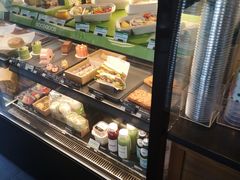 面包甜点陈列柜-星巴克(南翔五彩城店)