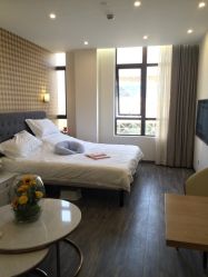 -海豚湾高端月子会所(黄浦店)