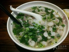 -遵义虾子张六羊肉粉(地王店)