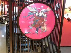 -虾弄弄海派小龙虾·牛羊蝎子火锅