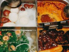 四宫格锅底-海底捞火锅(漕宝路店)