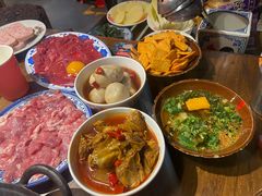 -萍姐火锅·公路夜市(武汉首店)