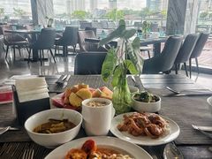 -曼谷湄南河畔华美达广场酒店