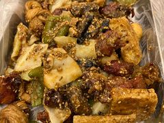-二钢串叔麻辣烫(华龙大厦店)