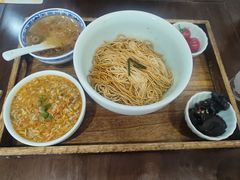 -蟹上黄·蟹黄面·江南糖水(人民广场店)