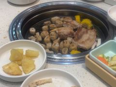 -韩香福烤肉庄园(荣成店)