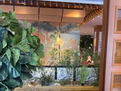 -八府香鸭·啫啫煲(华山路店)