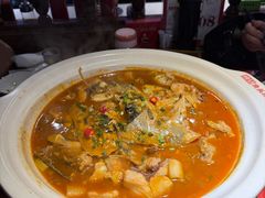 -魏铭鱼头捞饭(晋阳路店)