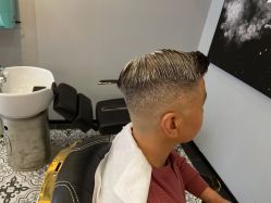 -595barbershop美式油头