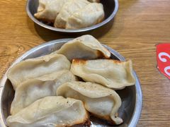 -黄阿姨锅贴大王(万航渡路店)