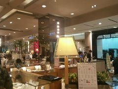 -诚品(信义店)