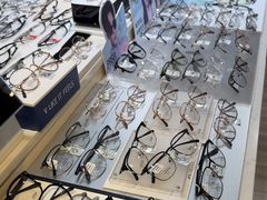 -瑞司视光眼镜·蔡司战略合作眼镜店(新街口店)