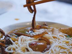 -花溪王记牛肉粉(四季花溪商场店)