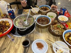 -冯烫烫跷脚牛肉·川菜小馆(武胜西街店)