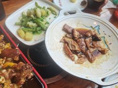 -老鼎万春卤菜(五代传承创始老店)