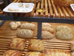 -焙丽拾光(麦凯乐直营店)