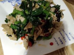 -钟记家菜(红专南路店)