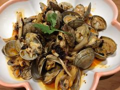 辣些鱼美味花蛤-辣些鱼·眉山老坛大骨酸菜鱼(南方商城店)