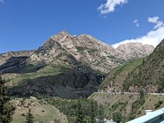 -天山神秘大峡谷