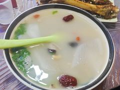 -江湖亮亮蒸虾大排档烤全羊清真(武汉总店)