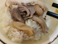 -老石黑山羊毛驴肉火锅(金凯广场店)