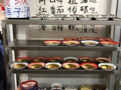 自助调料区-咏勝锑锅麻辣烫(净居寺路总店)