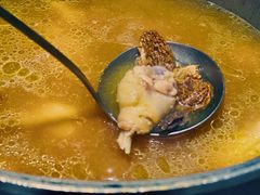 松茸炖鸡-牧雲子·臻选云南菜 .商务宴请(泰然大厦店)