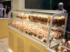 -红星前进面包牛奶公司(畅春园店)